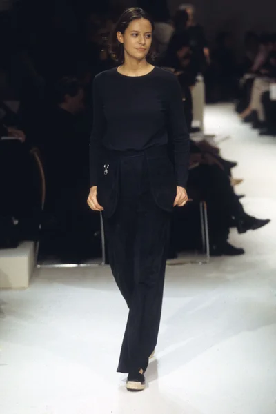 Look 32
